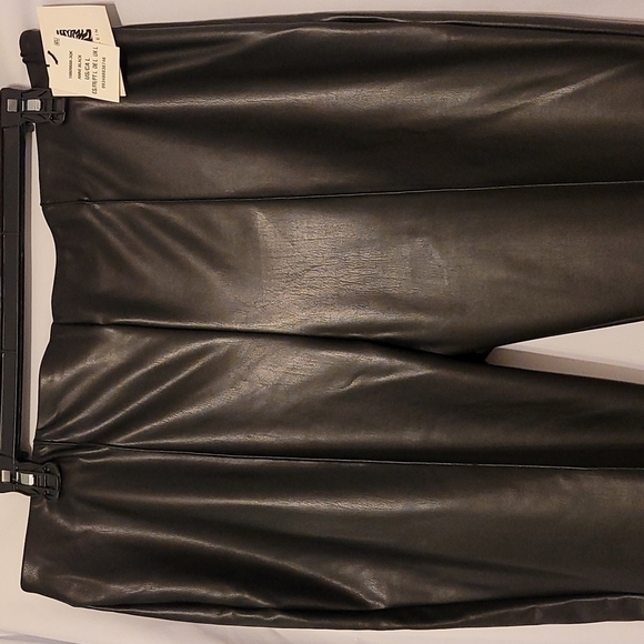 Anne Klein Faux Leather Pull on Leggins - Picture 8 of 16